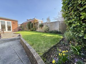 Photo 9- click for photo gallery